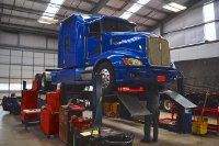 24 Hour Mobile Truck Repair for Salem, Portland, Woodburn, Wilsonville, Albany, Eugene, and all of I-5, Diesel Truck Repair, Diesel Engine Work, Trailer Repair, we specialize in CAT, Cummins, Detroit Diesel, and more!